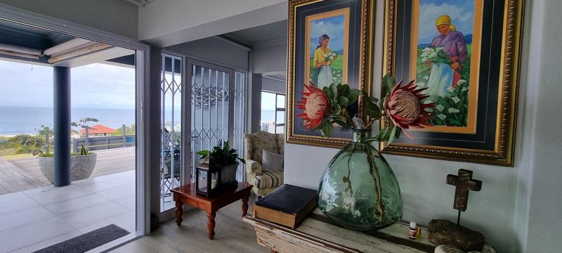 5 Bedroom Property for Sale in Reebok Western Cape